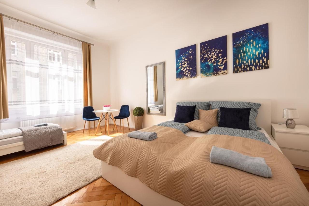 Corvin Residence Budapest Exterior photo